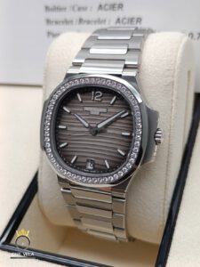Patek Philippe Nautilus Stainless Steel Ref. 7118-1200A-011-2