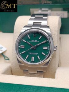 Rolex-Oyster-Perpetual-41mm-Green-Dial-Ref.124300-2