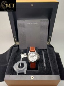 Panerai-Luminor-Marina-1950-3-Days-PAM00523-Limited-Editon-3