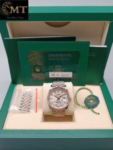Rolex-Datejust-36mm-Diamonds-Fluted-Bezel-Unisex-Watch-Ref.126231-3