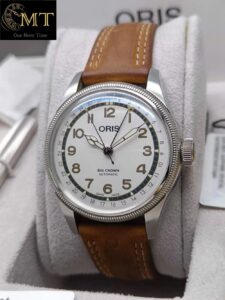 Oris-Roberto-Clemente-Limited-Edition-Ref.01-754-7741-4081-Set-2