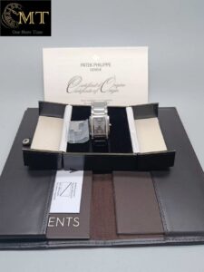 Patek-Philippe-Twenty4-Dark-Grey-Dial-Ref.4910-10A-010-3