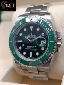 Rolex-Submariner-Date-40mm-Hulk-Oystersteel-Ref.116610LV-2