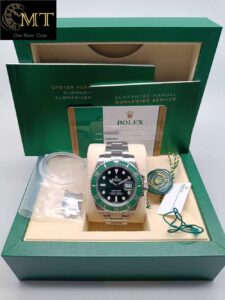 Rolex-Submariner-Date-40mm-Hulk-Oystersteel-Ref.116610LV-3