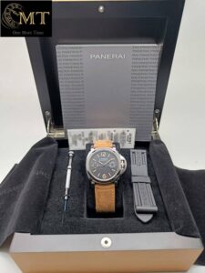 Panerai-Luminor-PAM00590-Limited-Edition-3