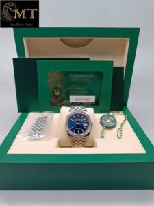 Rolex-Datejust-36mm-Blue-Dial-18-White-Gold-Bezel-Jubilee-Bracelet-Ref.126234-3