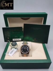 Rolex-Datejust-41mm-Black-Dial-Yellow-Gold-18k-Fluted-Bezel-Ref.126333-3