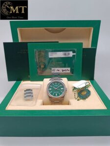 Rolex-Oyster-Perpetual-36mm-Green-Dial-Ref.M126000-3
