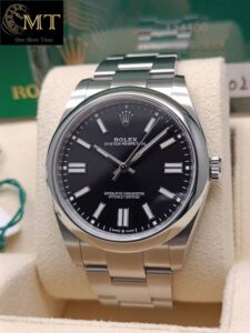 Rolex-Oyster-Perpetual-41mm-Oystersteel-Black-Dial-Ref.124300-2