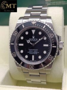 Rolex-Submariner-No-Date-40mm-Black-Dial-Ref.114060-2