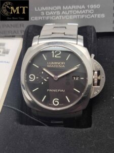 Panerai-Luminor-Marina-PAM000328-Limited-Edition-2
