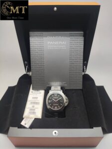 Panerai-Luminor-Marina-PAM000328-Limited-Edition-3