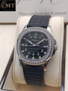Patek-Philippe-Aquanaut-Quartz-Steel-Black-Dial-Diamond-Bezel-Ref.5067A-001-2