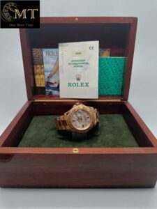 Rolex-Yacht-Master-40mm-Yellow-Gold18k-MOP-Diamond-Sapphire-Dial-Ref.16628-2