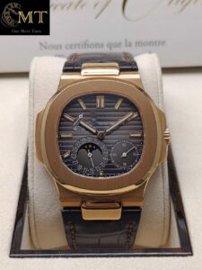 Patek Philippe Nautilus Moon Phase Rose Gold Ref.5712R-001