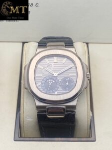 Patek Philippe Nautilus Moon Phase White Gold Watch Ref.5712G-001
