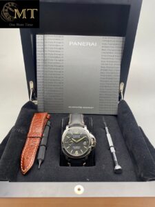 Panerai-Luminor-Marina-Automatic-PAM00048-3