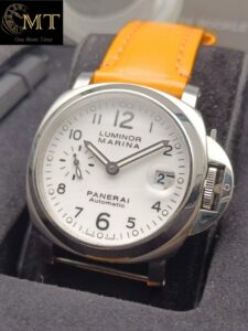 Panerai-Luminor-Marina-White-Dial-PAM0049-2