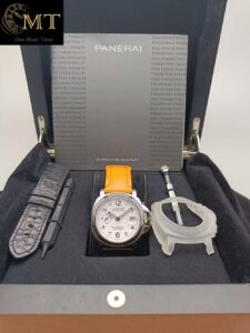 Panerai-Luminor-Marina-White-Dial-PAM0049-3