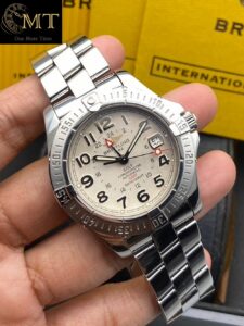 Breitling Colt GMT 40mm Ref.A3235011