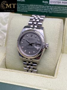 Rolex Lady-Datejust 26mm White Gold Fluted Bezel Dark MOP Dial Ref.179174-2