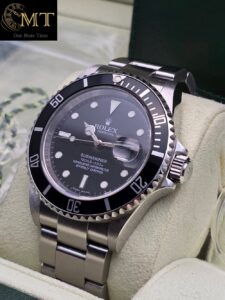 Rolex Submariner Date 40mm Oystersteel Black Dial Men's Watch Ref.16610-2