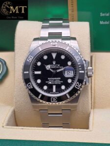 Rolex Submariner Date 40mm Oystersteel Black Dial Men's Watch Ref.116610LN
