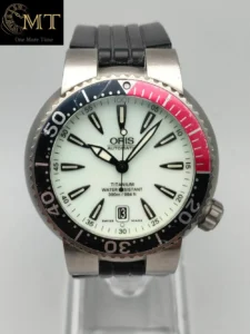 Oris Divers Titan Date Ref.01 733 7562 7159-07 8 24 70PEB
