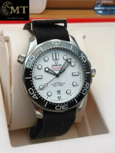 OMEGA Seamaster Diver 300M Co-Axial Master Chronometer 42mm Ref.210.32.42.20.04.001-3