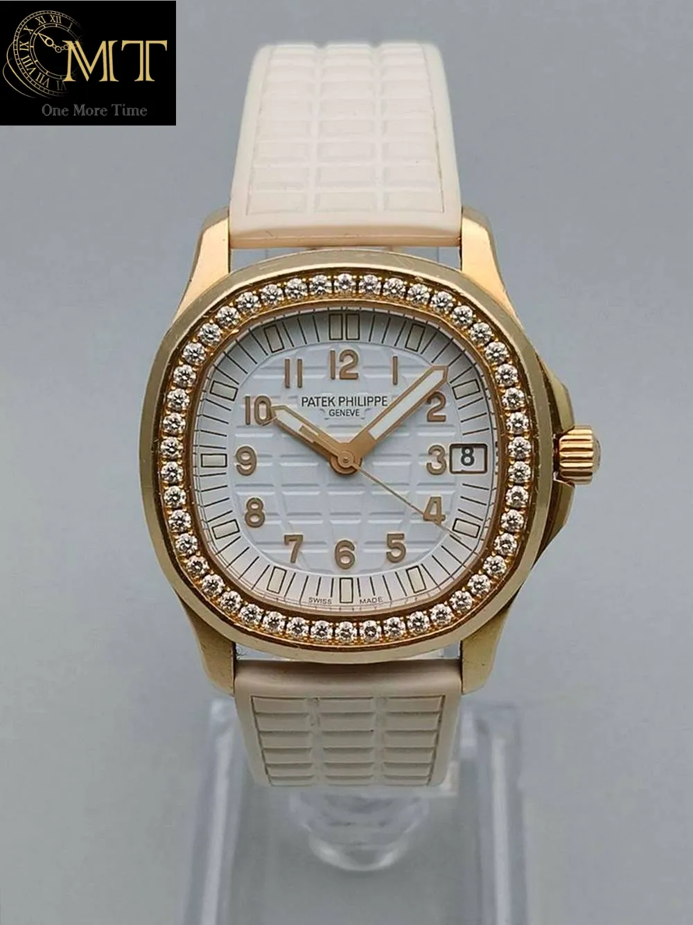 Patek Philippe Ladies’ Aquanaut Rose Gold Diamond-Set Bezel Ref.5068R-001