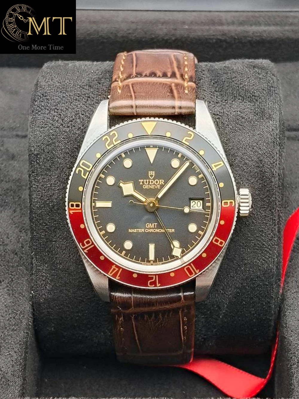 Tudor Black Bay GMT S&G 41mm Steel Gold Black Dial Ref.M79833MN