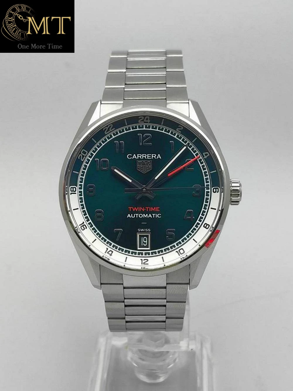 TAG Heuer Carrera 41mm Green Dial Twin-Time Auto Steel Bracelet Ref.WDA2114.BA0043