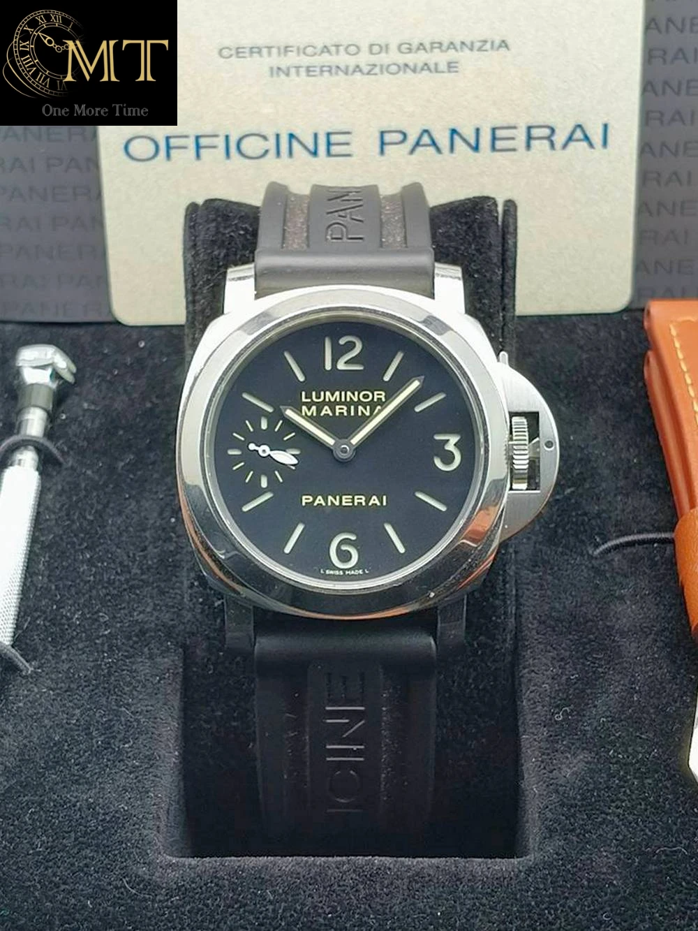 Panerai Luminor Marina 44mm Steel Black Dial Black Rubber Ref.PAM00111