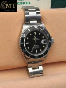 Rolex Submariner Date 40mm Steel Black Dial Oyster Ref.16610 W-Serial-3