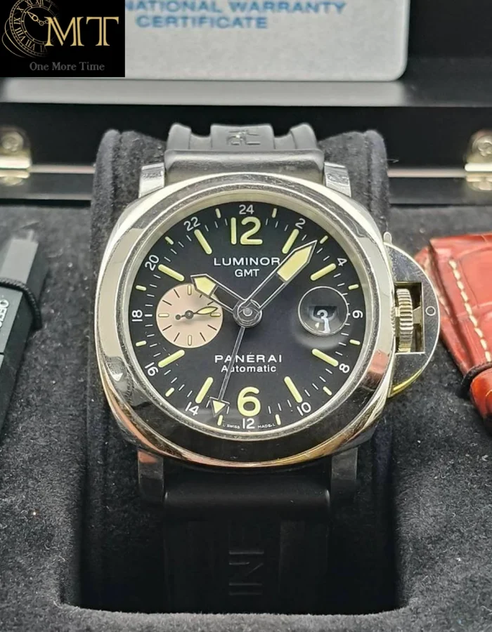 Panerai Luminor GMT Black Dial PAM00088
