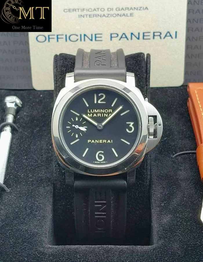 Panerai Luminor Marina 44mm Steel Black Dial Black Rubber Ref.PAM00111