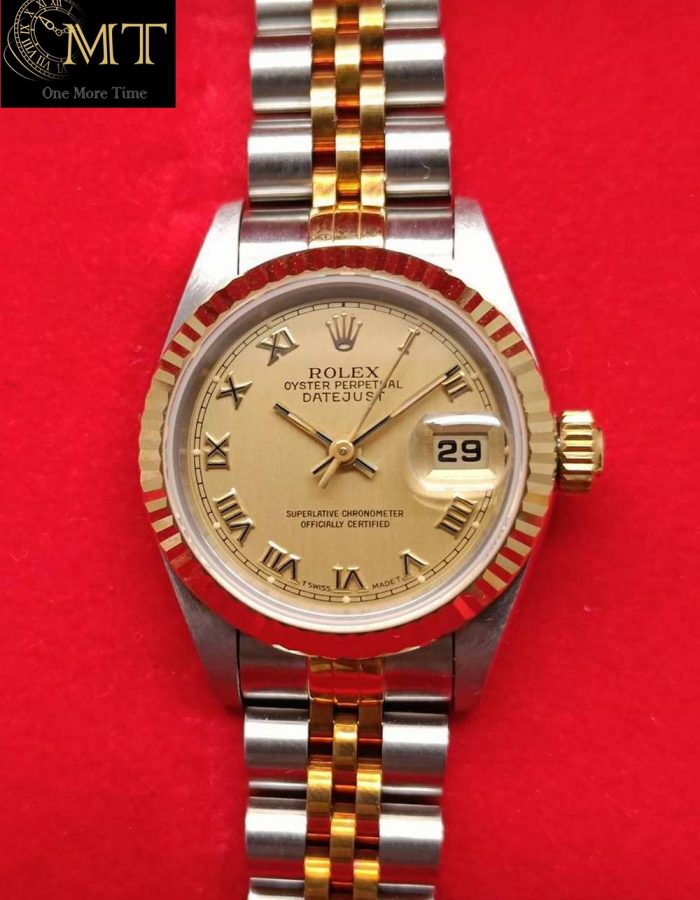 Rolex Lady-Datejust 26mm Champagne Dial Ref.69173