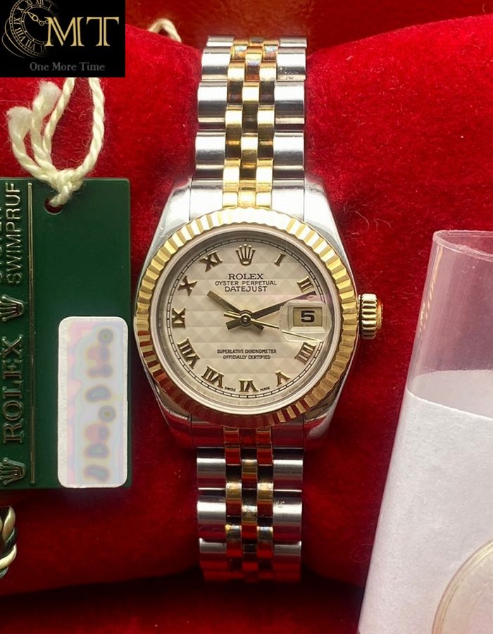 Rolex Lady-Datejust 26mm Ivory Roman Numeral Dial Ref.179173